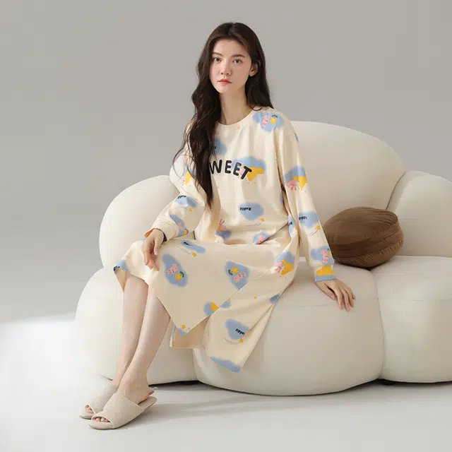 俏霓桐 舒适圆领长袖可爱甜美学生时尚居家睡衣家居服睡裙 女款