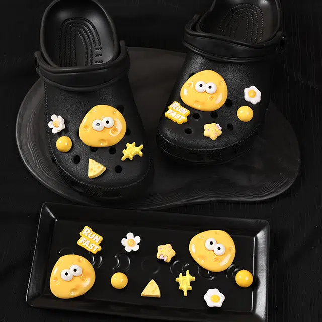 ZUOWEISHIJIA crocs