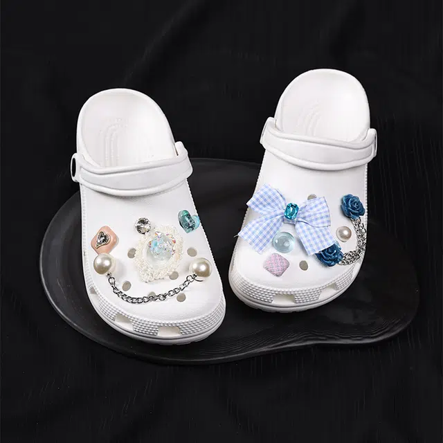 ZUOWEISHIJIA Crocs