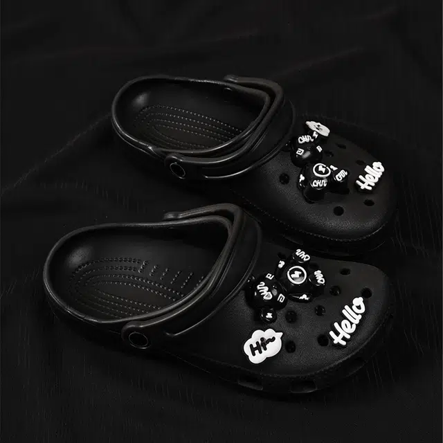ZUOWEISHIJIA Crocs