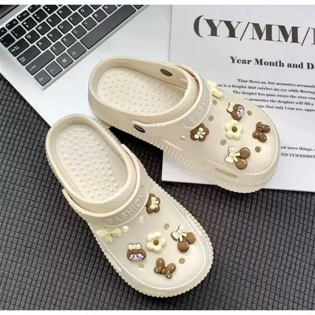 ZUOWEISHIJIA Crocs