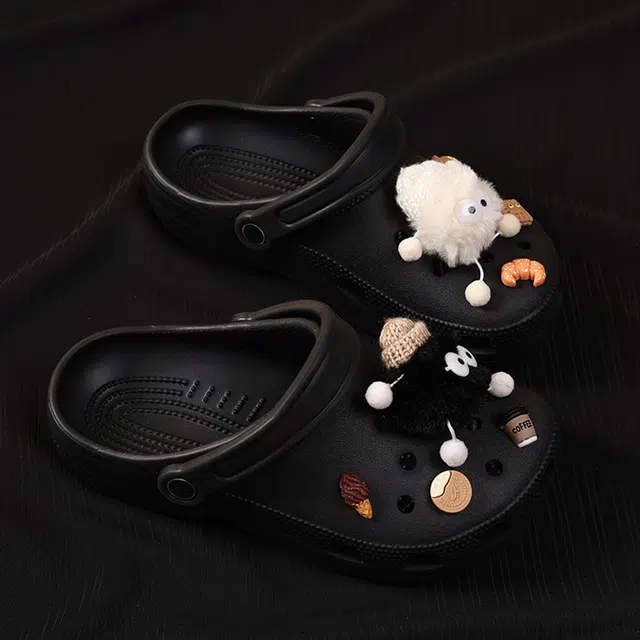 ZUOWEISHIJIA Crocs