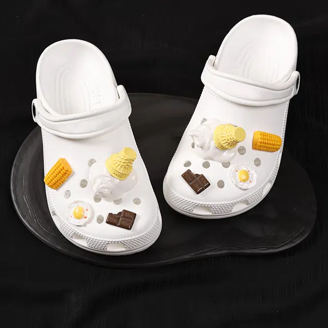 ZUOWEISHIJIA Crocs DIY