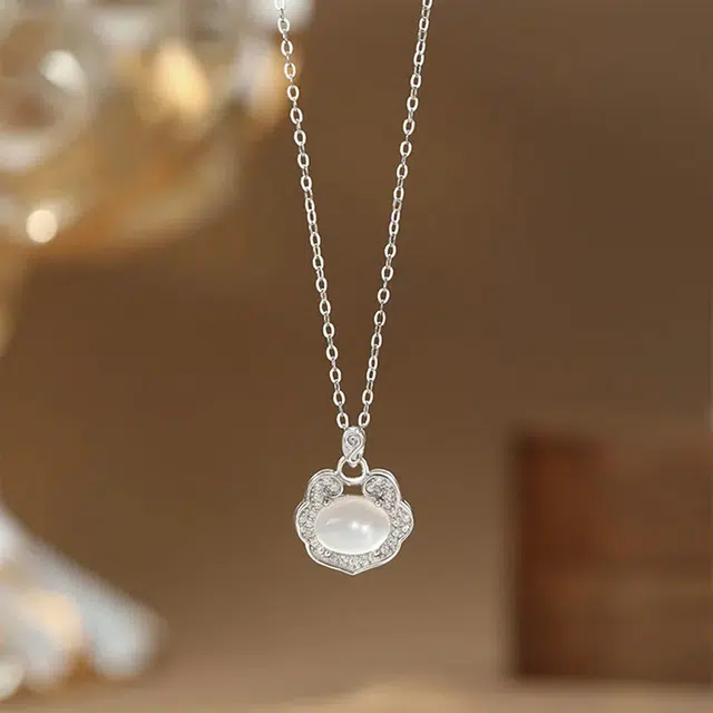 【S999足银&福气平安锁】 雅谷 新中式如意锁 国潮轻奢气质优雅锁骨链 温柔浪漫 清透冰润天然 玉髓 项链 女款