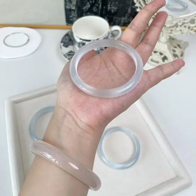 【高品质】 雅谷 白月光 古色古香  超显白 古风复古百搭贵妃玉镯 新中式精致素雅高贵气质汉服旗袍美人镯叮当镯 猫眼石 手镯 女款