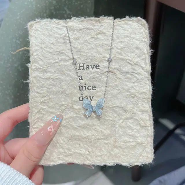 【S999足银&浪漫福蝶】 雅谷 接住幸福的蝴蝶 纯洁气质 甜蜜爱情 轻奢简约高级感甜美小清新 闪耀惊喜礼盒 琉璃 玉石项链 女款