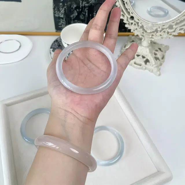 【高品质】 雅谷 白月光 古色古香  超显白 古风复古百搭贵妃玉镯 新中式精致素雅高贵气质汉服旗袍美人镯叮当镯 猫眼石 手镯 女款