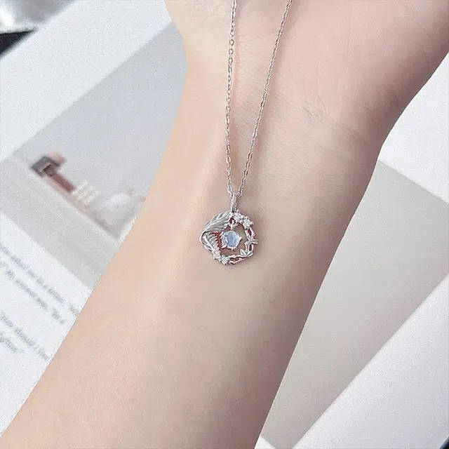 【S925银&恋爱告白】 雅谷 锁骨链 蓝桉与鸟 天使之翼甜蜜梦幻花环 森系小清新 小众设计高级感 表白礼盒 琉璃 项链 女款