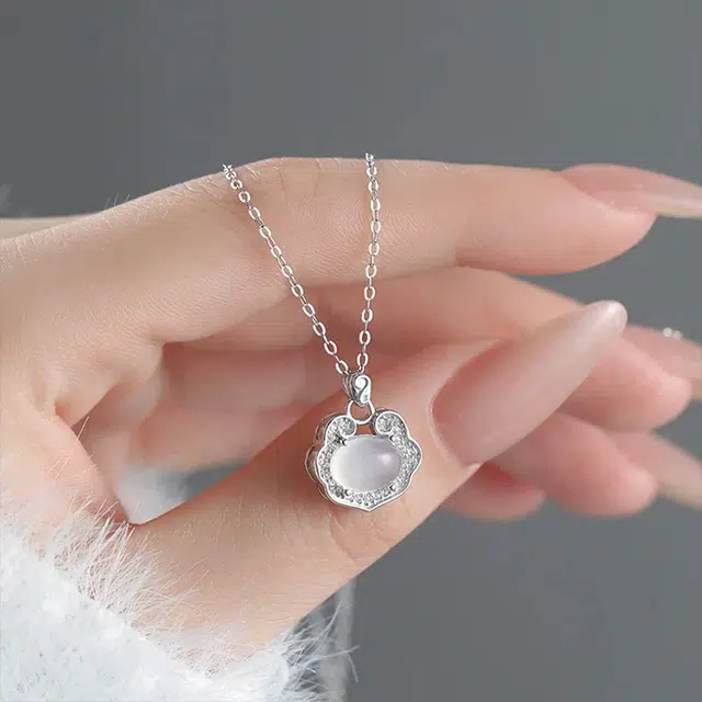 【S999足银&福气平安锁】 雅谷 新中式如意锁 国潮轻奢气质优雅锁骨链 温柔浪漫 清透冰润天然 玉髓 项链 女款