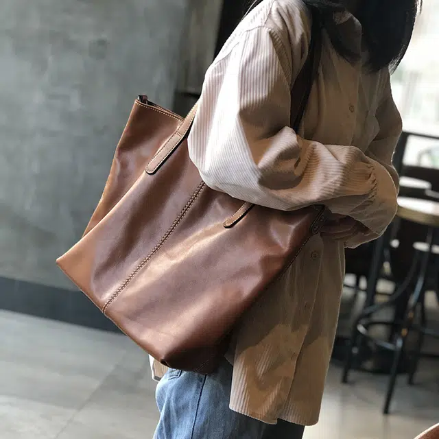VANDEE Tote
