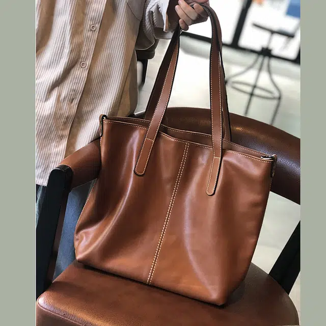 VANDEE Tote
