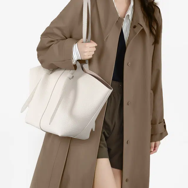 VANDEE Tote