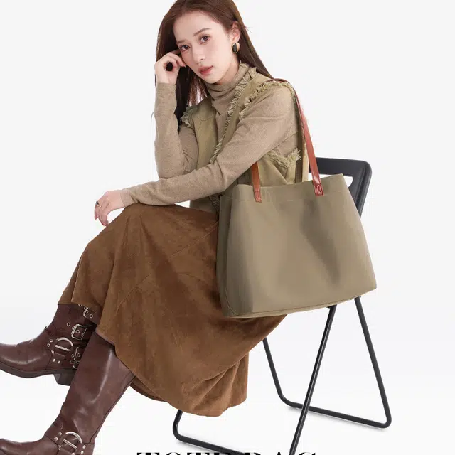 VANDEE Tote
