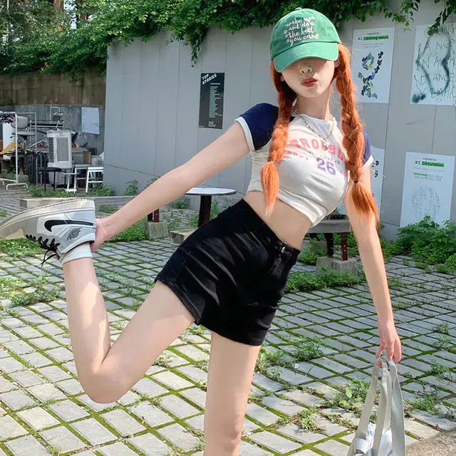 依钗 美式辣妹风超弹舒适百搭休闲热裤时尚牛仔短裤 女款