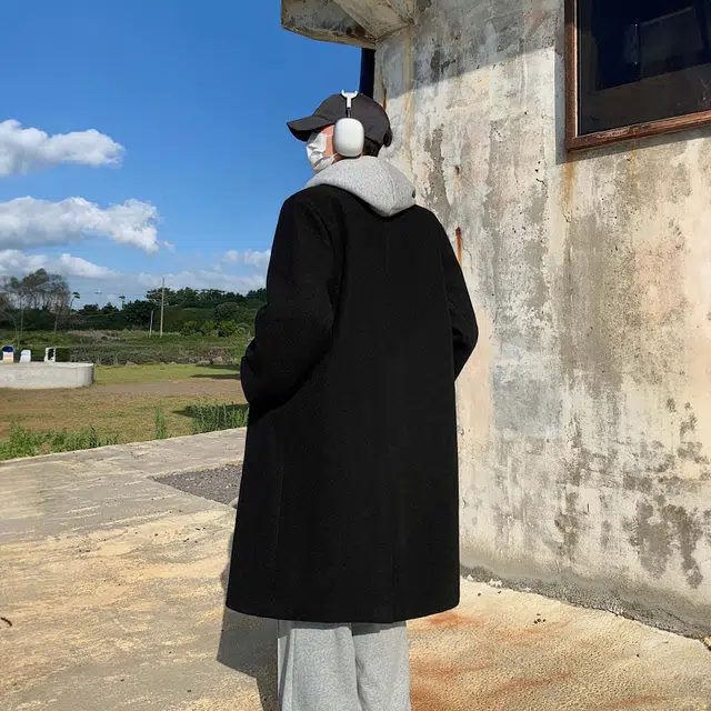 费尔岛上的猫 潮流厚实保暖御寒慵懒风复古高街韩版纯色中长款保暖简约百搭时尚宽松休闲翻领落肩开衫双排扣加厚长袖毛呢大衣 男女同款 黑色