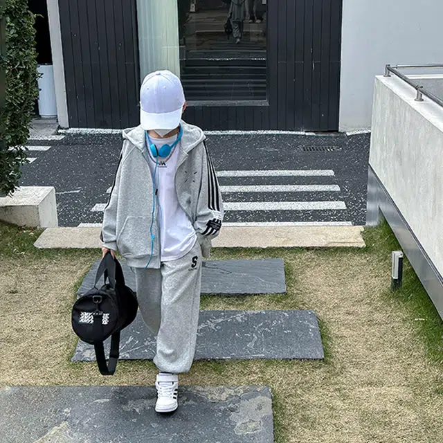 熊猫圆圆 童装 儿童运动套装男童秋装新款帅气时髦大童连帽男孩酷帅秋季童装休闲运动套装