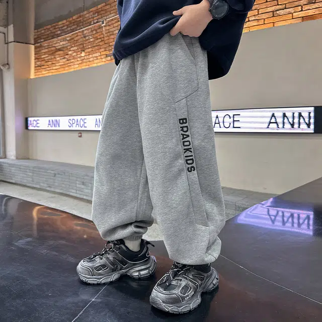 儿童款 熊猫圆圆时尚帅气两侧绣花字母加绒 休闲运动裤