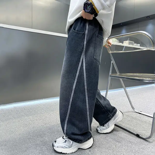 熊猫圆圆牛仔裤 时尚洋气后袋拼色刺绣宽松休闲舒适