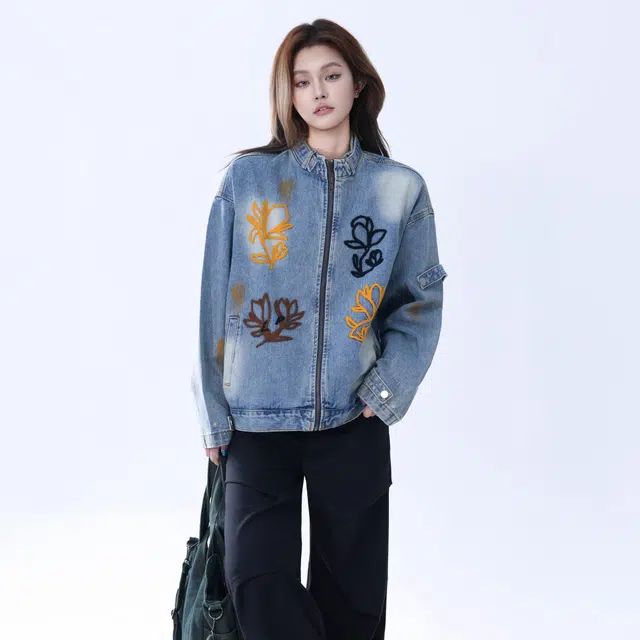 虫小绿 美式复古做旧高级感水洗花卉刺绣夹克上衣春秋季潮流高街宽松休闲慵懒拉链立领情侣牛仔外套 男女同款