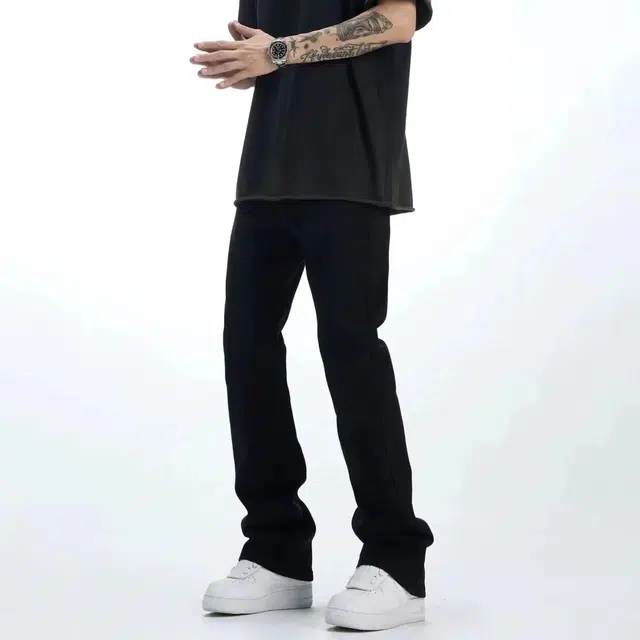 虫小绿 美式复古高街水洗做旧废土风基础款窄版微喇弯刀修身显瘦显高日常通勤百搭时尚潮流痞帅中腰垂感舒适休闲工装牛仔裤 男女同款