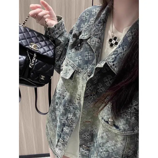 虫小绿 美式复古潮牌设计感十字架烫钻夹克百搭秋季潮流痞帅高级感满印提花上衣轻奢小众休闲翻领牛仔外套 男女同款