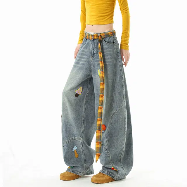 虫小绿 美式解构特色卡通毛巾绣直筒裤子春秋季宽松水洗弯刀裤小众设计感阔腿裤休闲百搭牛仔裤 男女同款