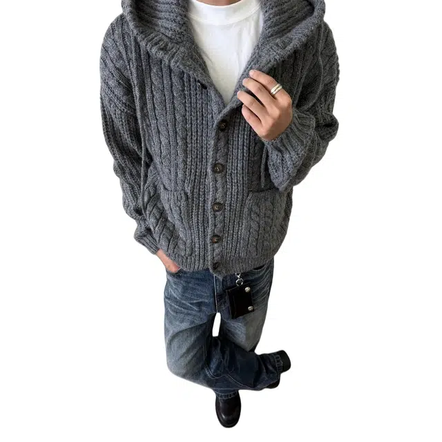 虫小绿 美式高街姣花纹麻花氛围感连帽毛衣外套秋冬季慵懒高级感日常穿搭舒适保暖休闲时尚潮流个性纽扣开衫情侣百搭针织衫  男女同款