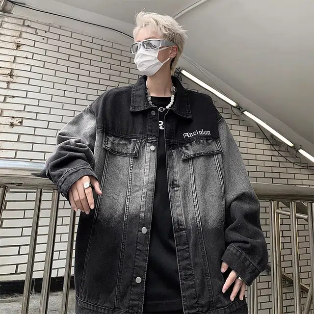 虫小绿 春秋季高街水洗渐变绣花字母上衣美式潮牌休闲宽松复古设计单排扣翻领夹克牛仔外套 男女同款