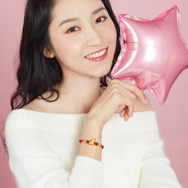 六福珠宝 摇摇木马转运珠串珠手绳珐琅工艺 足金 黄金手链 女款