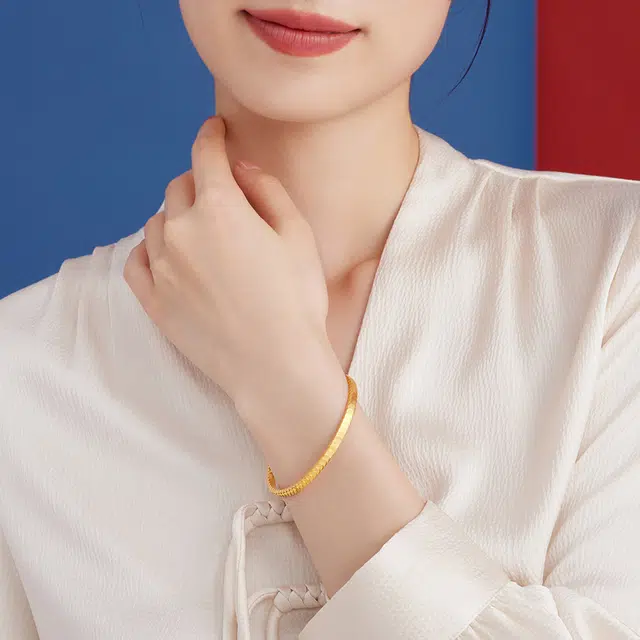六福珠宝 龙鳞小圆片 足金 按克计价 黄金手镯 女款 赠七彩首饰盒