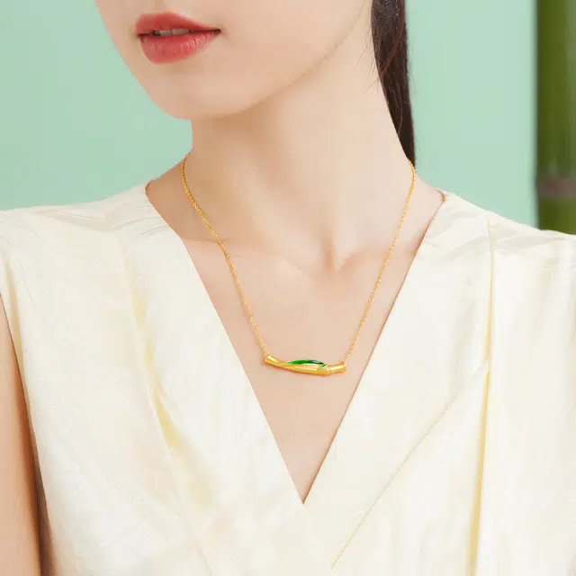 六福珠宝 福满传家竹福竹节锁骨链 足金 按克计价 黄金吊坠 女款
