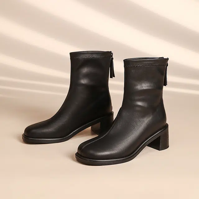 DAPHNE PU 5.4cm