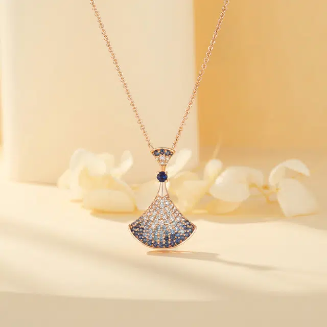 GRACE GIRL 18K
