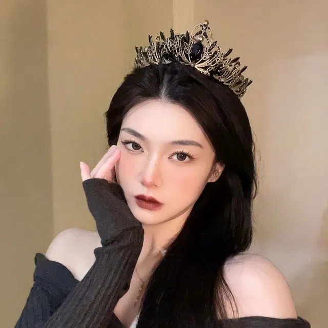 ZANC queen