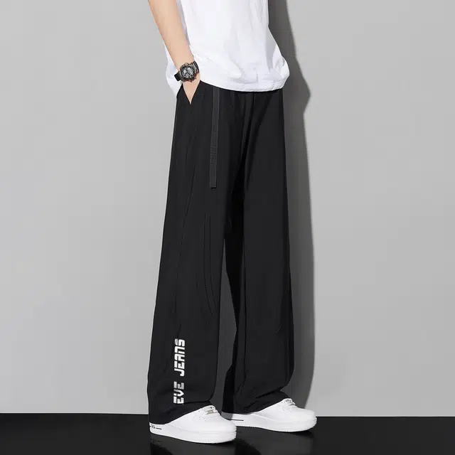 EVE Jeans