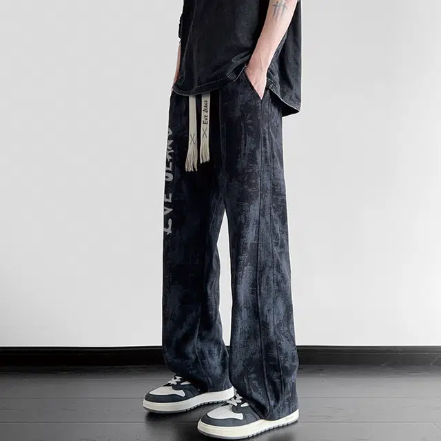 EVE Jeans