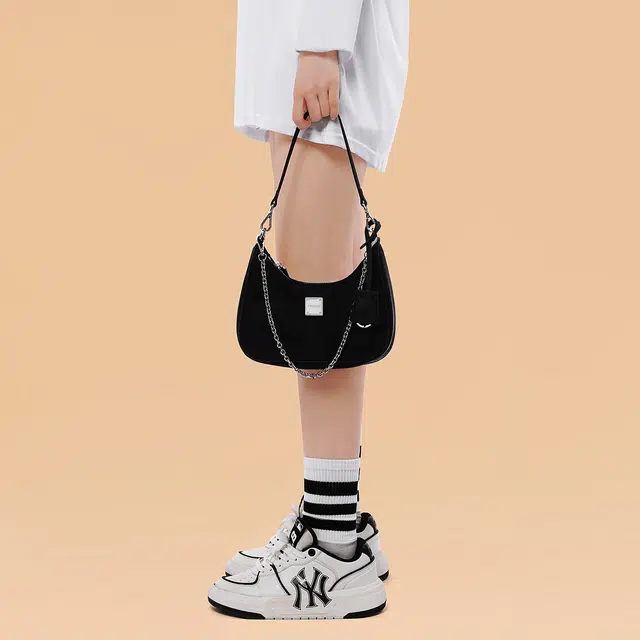 CASSILE HOBO