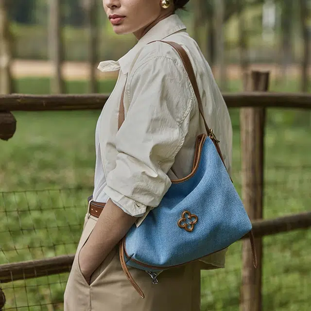 CASSILE HOBO