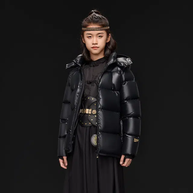 高梵羽绒服 黑金封神系列 连帽纯色百搭拉链长袖 黑色 青少年