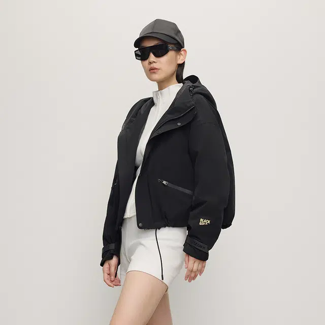 高梵 舒适百搭保暖轻壳羽绒服 女款