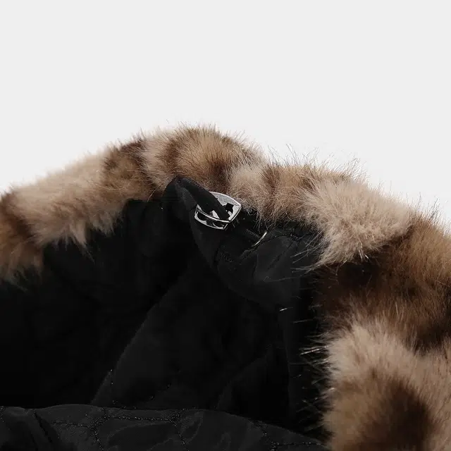 氧气樱桃 毛茸茸豹纹可爱小狐狸耳朵保暖仿貂毛防寒 人造革 鸭舌帽 男女同款情侣款