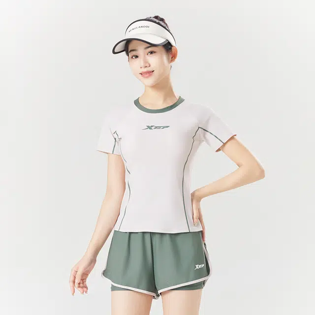 特步 女士泳装游泳运动保守短袖短裤两件套专业训练速干透气休闲度假分体泳衣 女款