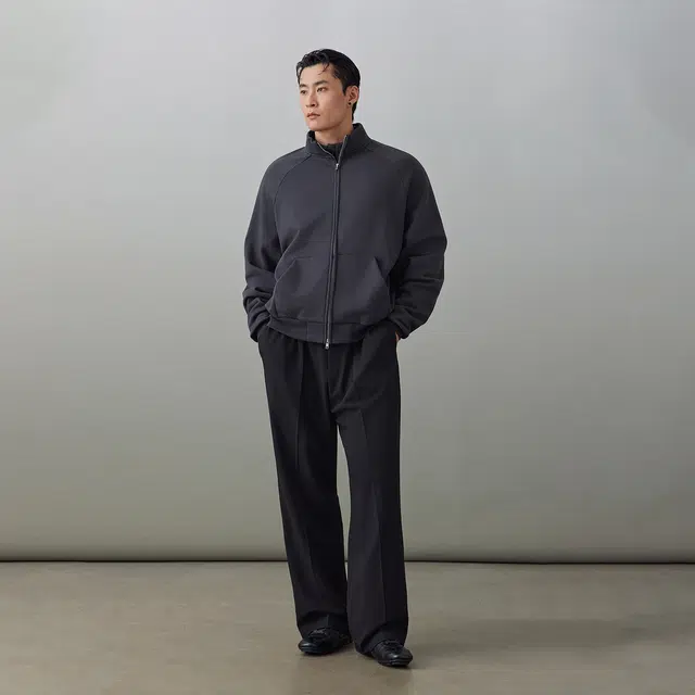 无畏东方 无观慕斯肌底插肩立领夹克外套 男女同款