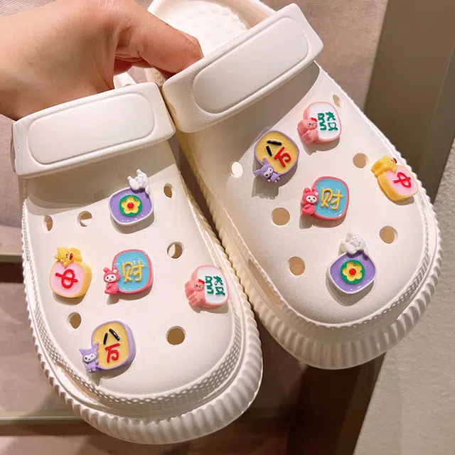 OFLY crocs