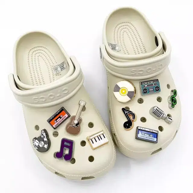OFLY Crocs