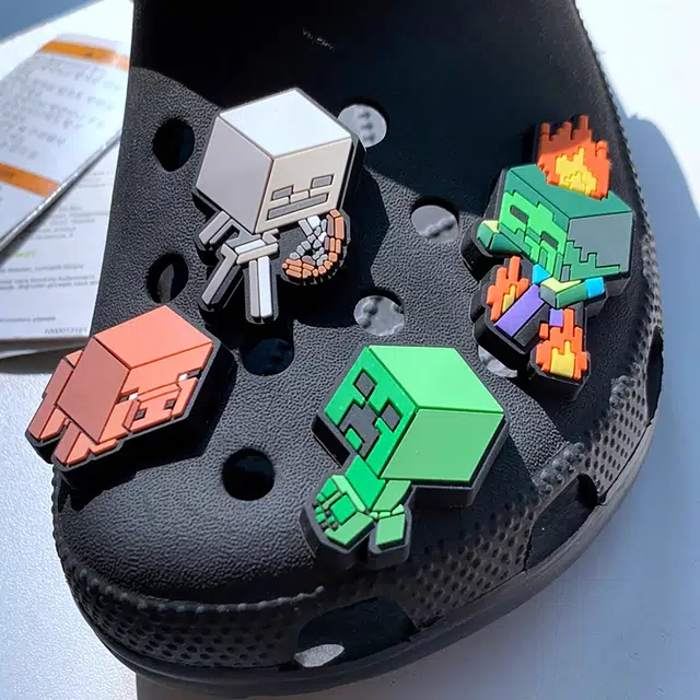 OFLY DIY Crocs
