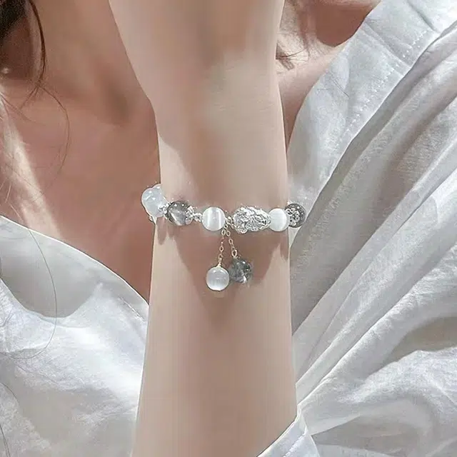 聆听花开 招财貔貅手饰清冷感轻奢小众高级感 国风高颜值仙女气质百搭配饰学院风小清新森系新款可调节 合金 手串 男女同款情侣款
