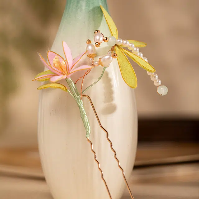 聆听花开 新中式个性新中式小蜻蜓花朵可爱超仙高级感汉服古装旗袍配饰头饰小清新蜻蜓钗子掐发钗手工仿绒花 合金 发簪 女款