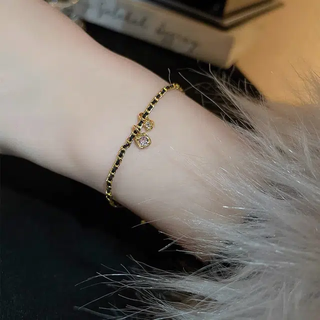 聆听花开 小香风锆石编织手绳手饰 小众设计轻奢高级感优雅气质小清新森系  时尚气质百搭新款可调节 合金 手链 男女同款情侣款