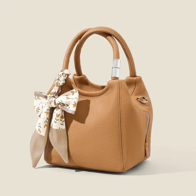 CBANNER Tote